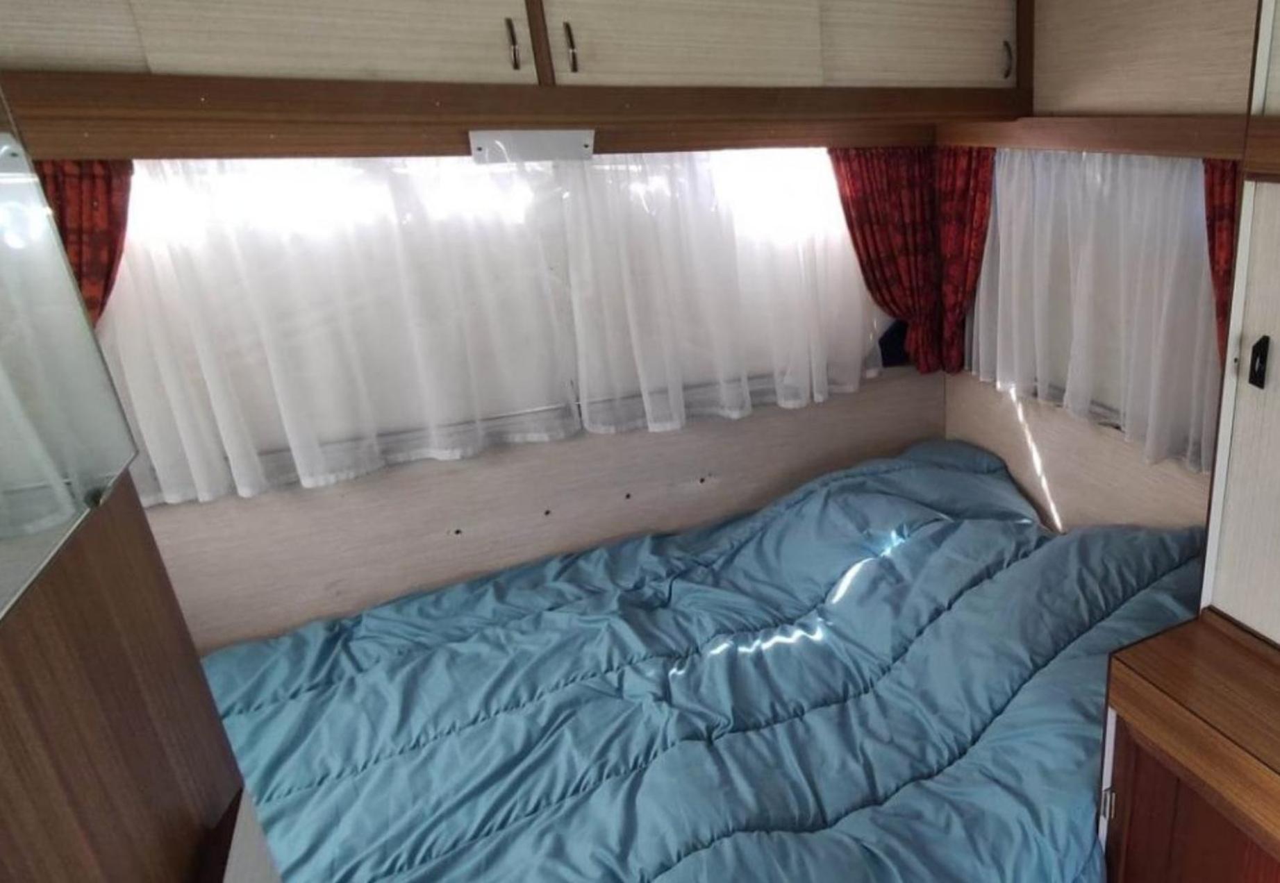 Camping Le Val Aux Fees - Broceliande Concoret Esterno foto