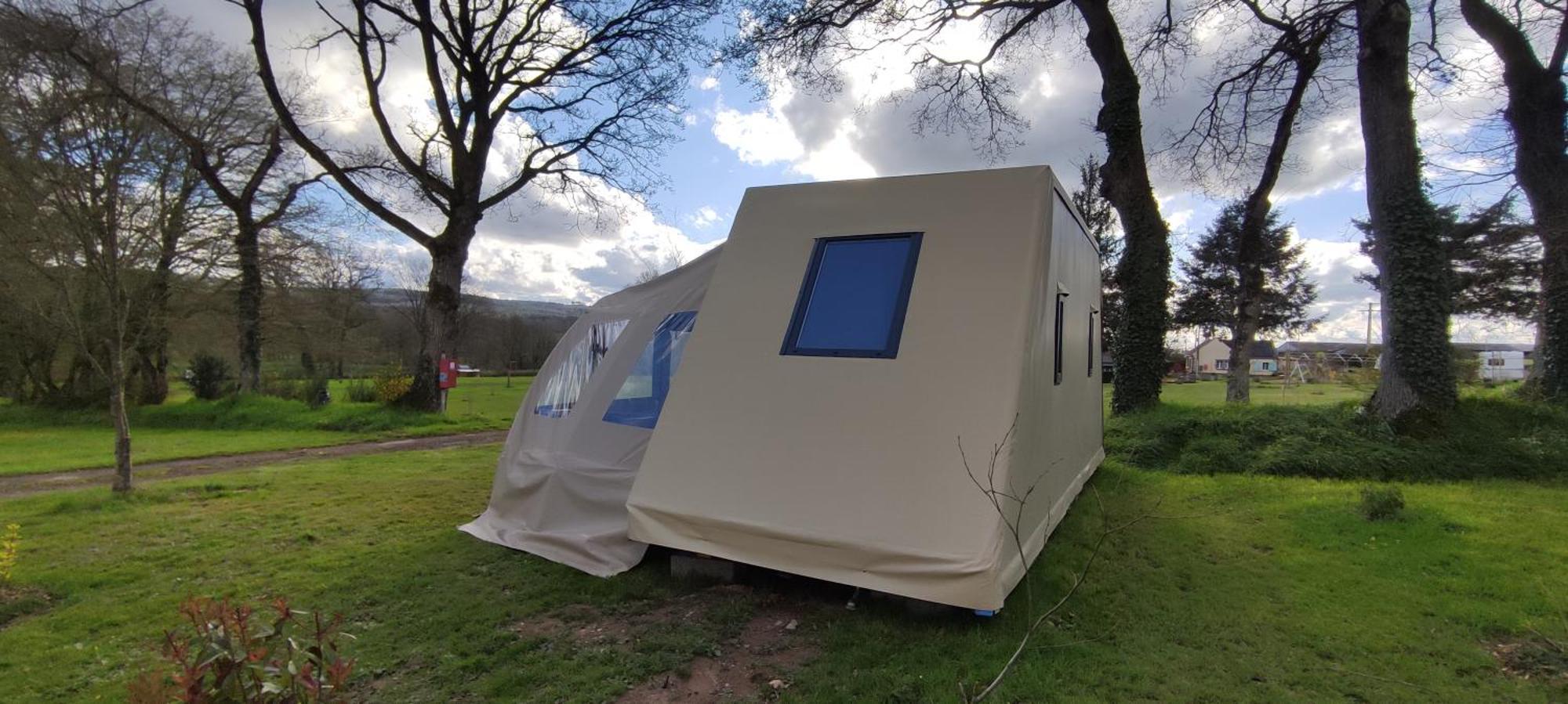 Camping Le Val Aux Fees - Broceliande Concoret Esterno foto